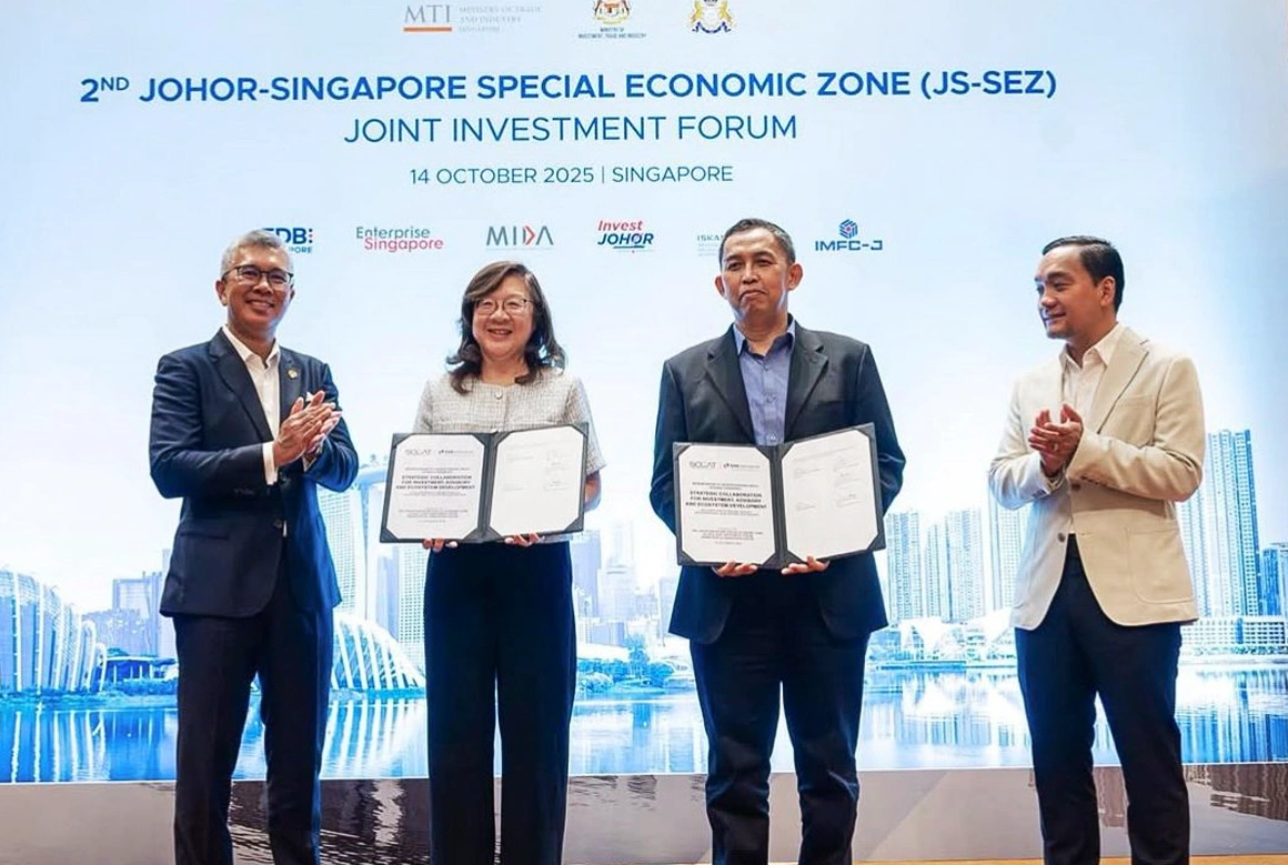 SOCAT and Archisen Inks Collaboration with CGS MY